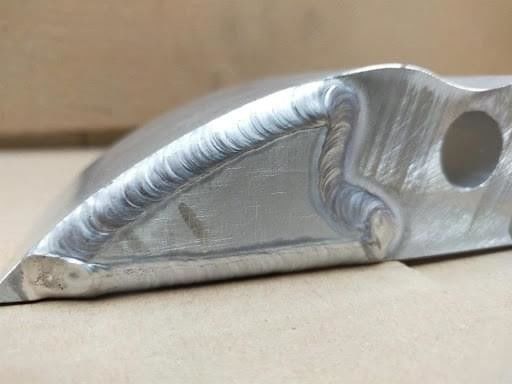 OEM Saldatura a gas metallico inerte Fabbricazione Processo di saldatura ad arco metallico a gas