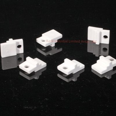 Rugosità superficiale RA0.3-08 Um Dissipatore di calore in ceramica: la soluzione di raffreddamento definitiva per la gestione del calore