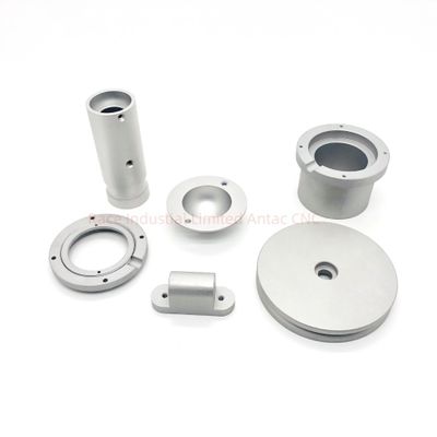 Parti di tornitura CNC di precisione industriale Tolleranza 0,01 mm Applicazioni di elettronica automobilistica Componenti personalizzati