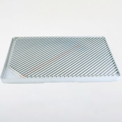 Parti di fusione a fuso in alluminio multicavità con certificazione ISO 9001:2015 e finitura superficiale Ra1.6-6.3