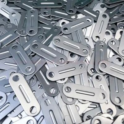 Servizi personalizzati di stampaggio metallico che offrono flussi di lavoro di produzione e prestazioni superiori delle parti metalliche per gli OEM